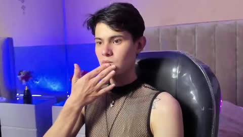Snapshot of derek_sinn chatting on March 14, 2026, 7:52 pm derek_sinn online show from March 14, 2026, 7:52 pm
