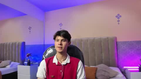 Snapshot of derek_sinn chatting on March 16, 2026, 9:08 pm derek_sinn online show from March 16, 2026, 9:08 pm