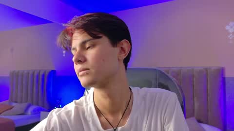 Snapshot of derek_sinn chatting on May 21, 2026, 8:49 pm derek_sinn online show from May 21, 2026, 8:49 pm