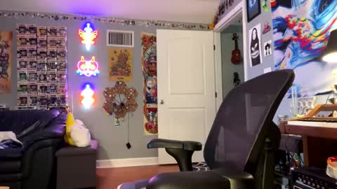 derekdings online show from September 18, 2025, 5:59 pm