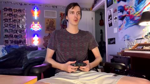 derekdings online show from October 6, 2025, 8:06 pm