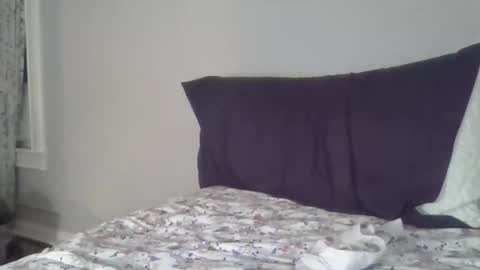 Snapshot of derekf73 chatting on October 29, 2025, 3:53 am Derek777 online show from October 29, 2025, 3:53 am