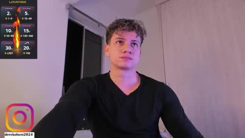 Derek  IG Derekolsen2024 online show from October 16, 2025, 2:23 am