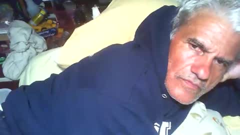 Snapshot of derick1961 chatting on May 14, 2026, 1:12 am derick1961 online show from May 14, 2026, 1:12 am