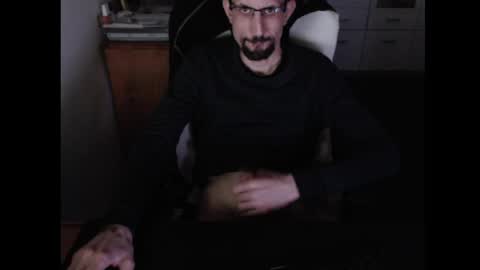 dermattes online show from April 4, 2026, 2:36 pm