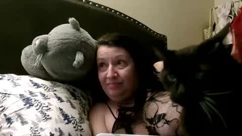 deroseblack online show from January 7, 2025, 2:10 am