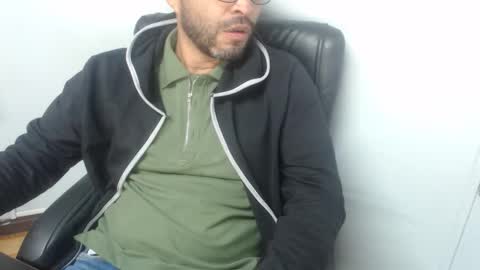     online show from January 10, 2026, 11:12 am