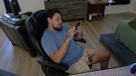 Snapshot of desertadventures25 chatting on June 22, 2026, 9:34 pm desertadventures25 online show from June 22, 2026, 9:34 pm