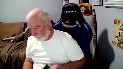 Snapshot of desertknight56 chatting on July 2, 2026, 1:27 am D K online show from July 2, 2026, 1:27 am