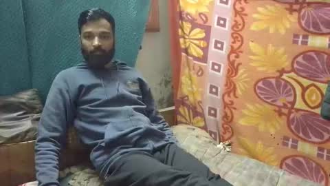 desi_boy799417 online show from December 23, 2025, 5:49 am