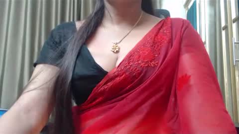 Snapshot of desimaisa130 chatting on December 29, 2024, 5:12 pm Maisa online show from December 29, 2024, 5:12 pm