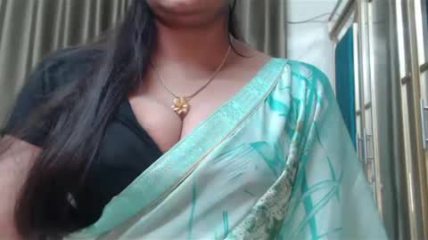 Snapshot of desimaisa130 chatting on January 4, 2025, 4:32 pm Maisa online show from January 4, 2025, 4:32 pm