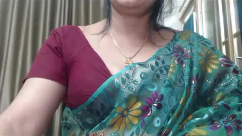 Snapshot of desimaisa130 chatting on January 23, 2025, 4:26 pm Maisa online show from January 23, 2025, 4:26 pm