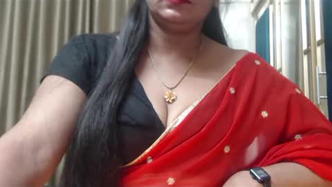 Snapshot of desimaisa130 chatting on February 22, 2025, 8:20 pm Maisa online show from February 22, 2025, 8:20 pm