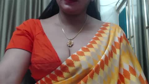 Snapshot of desimaisa130 chatting on March 2, 2025, 8:18 pm Maisa online show from March 2, 2025, 8:18 pm