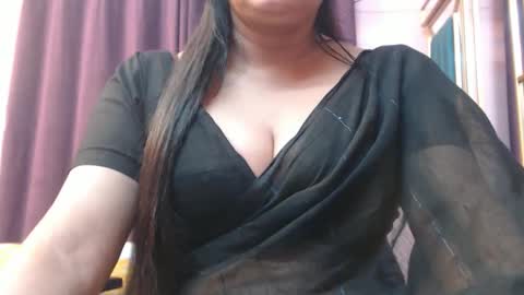 Snapshot of desimaisa130 chatting on February 13, 2026, 4:58 pm Maisa online show from February 13, 2026, 4:58 pm