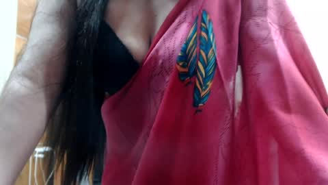 Snapshot of desimaisa130 chatting on July 23, 2026, 5:00 pm Maisa online show from July 23, 2026, 5:00 pm