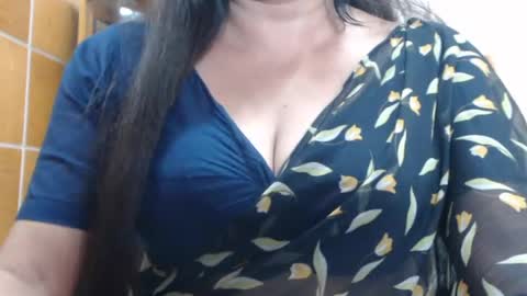 Snapshot of desimaisa130 chatting on July 28, 2026, 7:39 pm Maisa online show from July 28, 2026, 7:39 pm