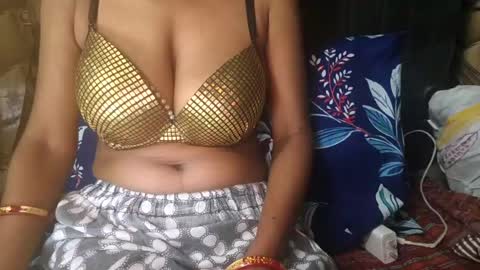 Snapshot of desiprincess35 chatting on July 15, 2026, 6:35 pm desiprincess35 online show from July 15, 2026, 6:35 pm