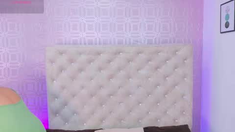 Snapshot of desire_sara chatting on October 2, 2025, 11:50 am Sara Desire online show from October 2, 2025, 11:50 am