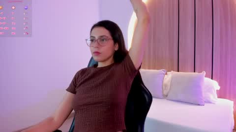 Snapshot of desireee_ chatting on April 25, 2026, 7:11 pm desire online show from April 25, 2026, 7:11 pm