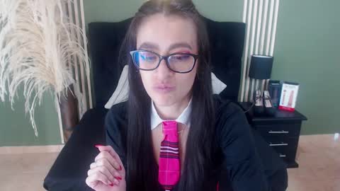 Snapshot of desiring__angel chatting on February 1, 2025, 2:02 pm Desiring Angel online show from February 1, 2025, 2:02 pm