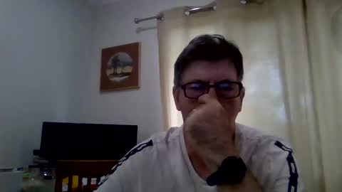 Desmon1958 online show from April 4, 2026, 10:40 pm