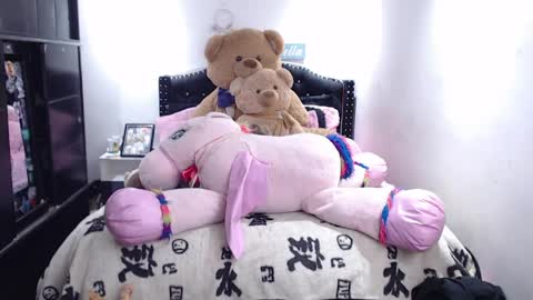 Snapshot of devi_black_13_ chatting on April 8, 2026, 11:05 pm devi_black_13_ online show from April 8, 2026, 11:05 pm