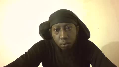 Myles Moore online show from October 19, 2025, 3:56 pm