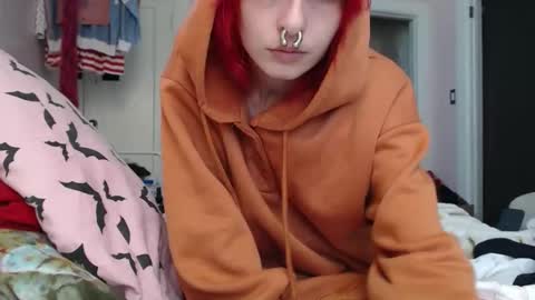 poutyangel online show from April 17, 2026, 8:12 pm