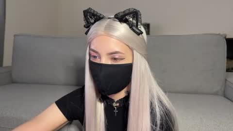 Snapshot of deviliaaa chatting on April 6, 2026, 10:49 am Devil online show from April 6, 2026, 10:49 am