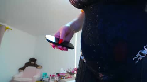 AlexaMills online show from December 22, 2024, 12:50 am