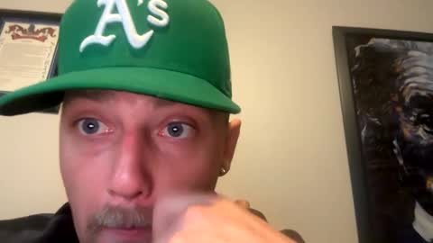 WingInIt online show from December 9, 2024, 4:26 pm