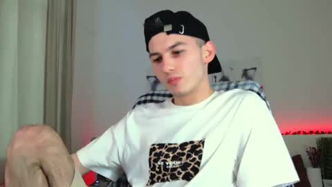 devin_ho online show from March 7, 2025, 1:40 pm