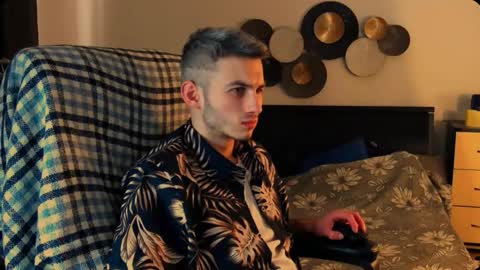 devin_ho online show from January 16, 2026, 10:41 am