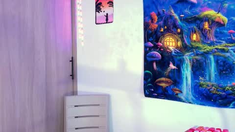 Snapshot of devours_fire chatting on November 25, 2025, 10:10 pm Sara 3 online show from November 25, 2025, 10:10 pm