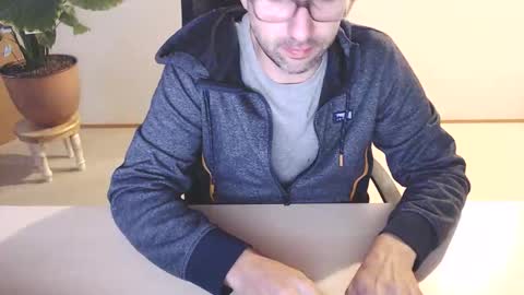 DevSwiss online show from October 12, 2025, 7:29 am