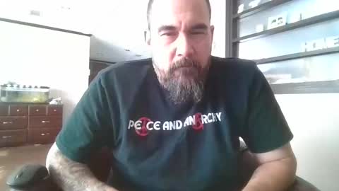 Snapshot of dexterbanana chatting on January 21, 2025, 9:25 pm Mike Sounde online show from January 21, 2025, 9:25 pm