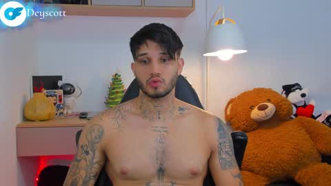 JULIAN online show from December 13, 2024, 12:53 am