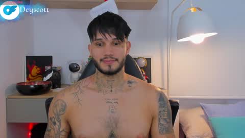 JULIAN online show from January 1, 2025, 2:19 am