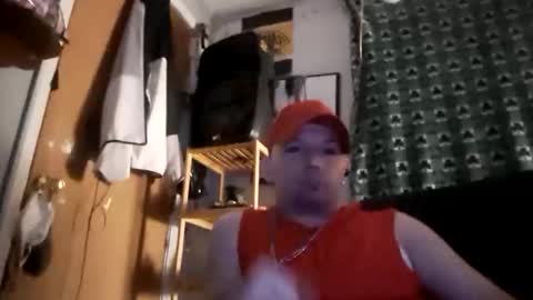 Snapshot of dfresh1_69 chatting on April 12, 2026, 4:06 am dfresh1_69 online show from April 12, 2026, 4:06 am