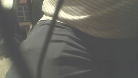 Snapshot of dfwgonewrong chatting on October 26, 2025, 2:39 am dfwgonewrong online show from October 26, 2025, 2:39 am