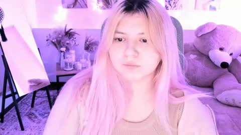 Snapshot of diaangell chatting on February 8, 2026, 7:28 pm Dia online show from February 8, 2026, 7:28 pm