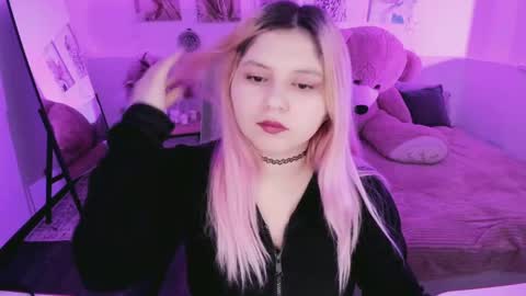 Snapshot of diaangell chatting on March 17, 2026, 6:55 pm Dia online show from March 17, 2026, 6:55 pm