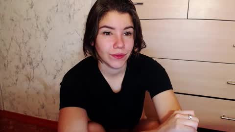 Snapshot of diamond_is chatting on October 21, 2025, 7:14 pm diamond is online show from October 21, 2025, 7:14 pm