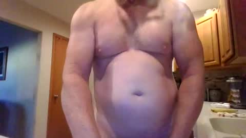 Snapshot of diamondchuck73 chatting on November 14, 2025, 1:21 pm Diamondchuck73 online show from November 14, 2025, 1:21 pm