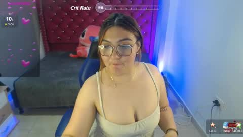 Snapshot of diamondfox_m chatting on February 17, 2025, 6:48 pm Your Diamond online show from February 17, 2025, 6:48 pm