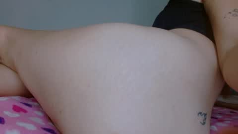 Snapshot of diamondofluz chatting on March 29, 2026, 10:54 pm lucy online show from March 29, 2026, 10:54 pm