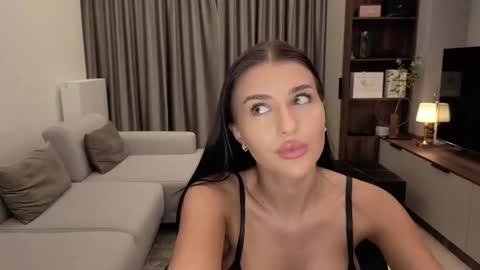 Iris online show from March 26, 2026, 8:47 pm