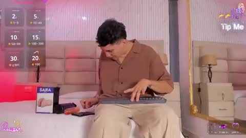 Snapshot of diamondss_1 chatting on June 9, 2026, 8:42 pm diamondss_1 online show from June 9, 2026, 8:42 pm